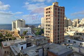 شقة للبيع 225 متر ستانلي خطوات من البحر