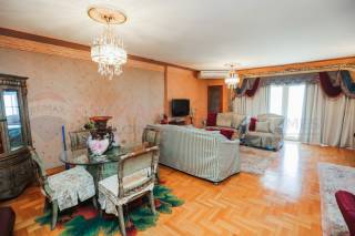 شقة للايجار 320 متر سبورتنج