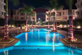 دوبلكس أرضي بجاردن للايجار المفروش 210 متر