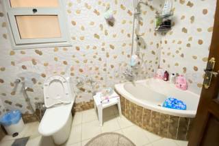 شقة للبيع 245 متر سابا باشا خطوات من الترام