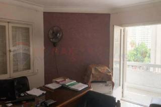 شقة للبيع 106 متر سموحة امام مول زهران