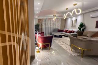 فيلا للبيع 279 متر سموحه سكاي لاين