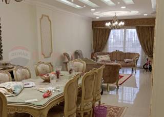 شقة للبيع 155 متر سبورتنج ش احمد علام