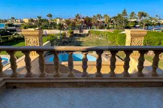 فيلا ستاند الون للبيع مارينا 6 1600 م