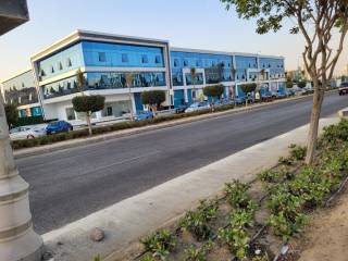 مكتب 80 متر للايجار فى مول تريفيوم بالشيخ زايد