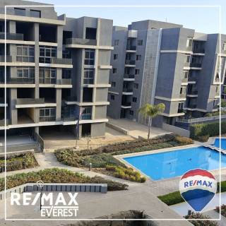 بسعر مميز شقة بإطلالة مفتوحة بكمبوند صن كابيتال