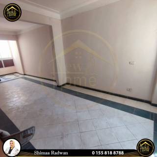 شقة للبيع 125م بولكلى شارع لافيزون