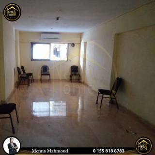 مقر اداري للايجار 145 متر سيدي جابرخطوات من مصطفي كامل