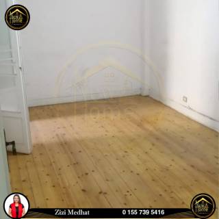 شقة للايجار 130 متر لوران ترام مباشر