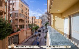 فرصه للايجار بكفر عبده شقه135م تصلح كشركه او عياده