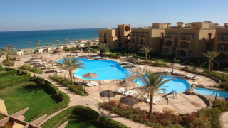 شاليه مفروش روف للبيع لاسيرينا 120 م