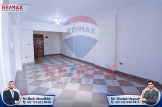 شقه 125 متر للايجار سموحه شارع البرت الاول