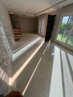 طيب في دوبلكس بحديقه استلام فوري متشطب جاهز للسكن