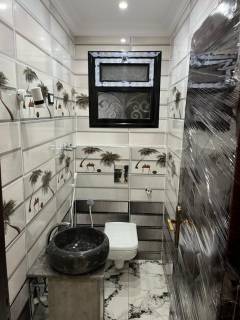 للبيع شقة فاخرة بالحي التاني سعر مميز موقع ممتاز