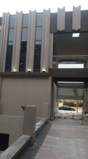 محل للايجارفي مدينه الشروق في مول اسكوير5