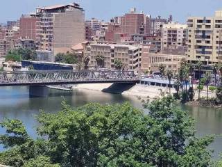 للايجار شقه فندقيه مكيفه بالكامل ع النيل بالمنصوره