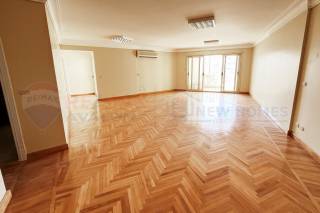 شقة للايجار 186 متر سموحة ش فوزي معاذ