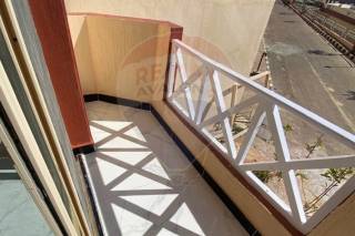 فيلا ستاند الون للبيع بيرلا مارينا 250 متر