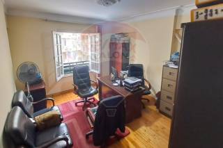 شقة للبيع 200 متر جليم ش ابو قير