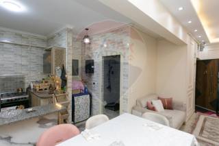 شقه للبيع 100 متر ميامي ش صلاح الدين شعبان