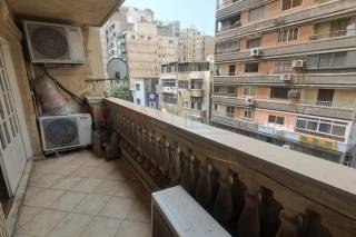 شقة للبيع 200 متر جليم ابو قير مباشرة