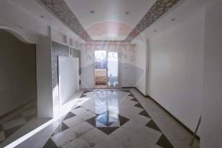 شقة للبيع 90 متر محرم بك مدينة الشباب