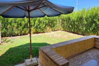 للايجار لهواة التميز بأليكس ويست