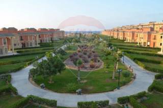 شالية ارضي بجاردن للبيع بلومار 120 م