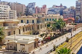 شقة للبيع 215 متر زيزينيا امام قصر المجوهرات