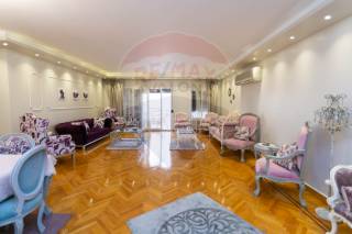 شقة للبيع 266 متر سموحة أمام فندق The Grand Plaza