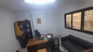 غرفة مشتركة فى الدقى فى مكتب 200م