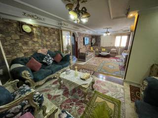 شقة 120 متر للبيع ب بولكلي شارع لافيزون