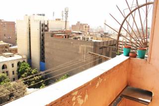 شفة 127 متر للبيع بابراج الشرطة بالعباسية