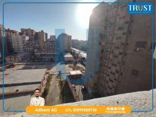 شقة 130م للبيع السيوف ش مصطفي كامل رئيسي