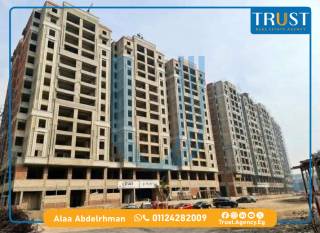 شقة 140م للبيع سموحة كمبوند مروج 4500000