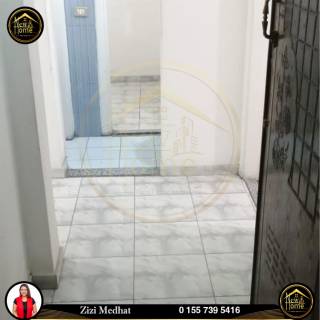 شقة للايجار 130 متر لوران ترام مباشر