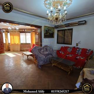 شقة للبيع 207 متر لوران شارع الاقبال