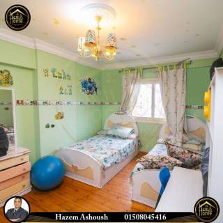 شقة للبيع 233 متر كفر عبده