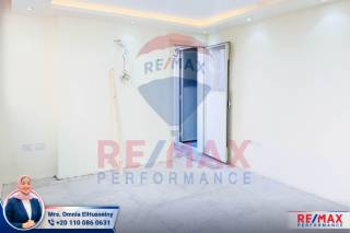 مكتب إدارى 150 متر للايجار شارع ادمون فريمون سموحه