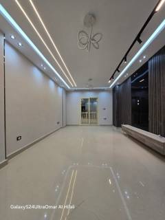 للبيع شقه وجهه وسط من اجمل شقق حدائق الاهرام