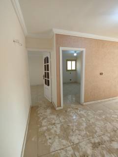 مكتب للايجار بشارع جامعة القاهرة