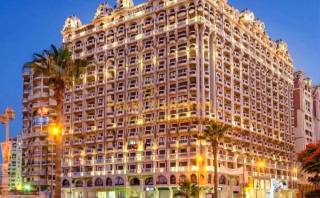 شقه للبيع 180م سموحة كونتينتال