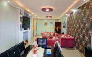 شقة للبيع 172م كامب شيزار خطوات من البحر