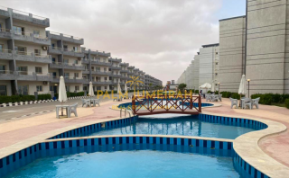 شاليه مفروش للبيع 95م قرية تاهيتى باى الجراولة