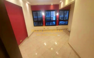 مقر إدارى للايجار65م محطة الرمل خطوات من البحر