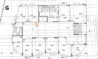 محل تجاري دور ارضي ناصية علي الواجها علي طول