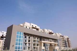 شقه 3 غرف استلام فوري في R7 بالعاصمة الاداريه