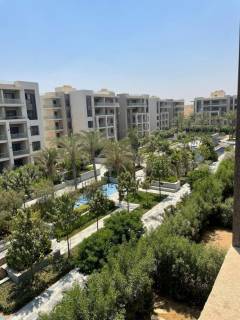 شقه استلام فوري متشطبه كومباوند في التجمع الخامس