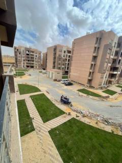 شقة 157 متر في كومباوند Entrada في قلب العاصمة الا