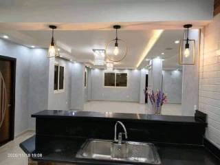 للبيع ببدر 130 متر بالحى المتميز نصف تشطيب